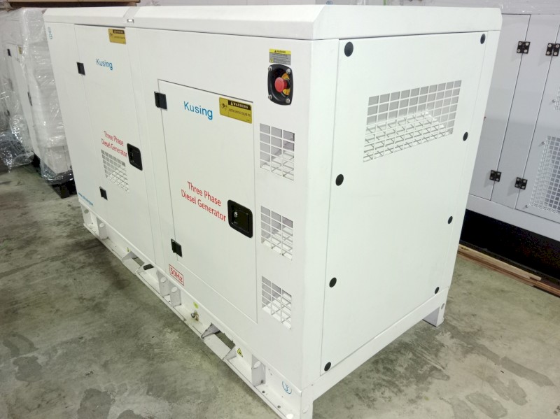 38kva Cummins Stamford Silenced Diesel Generator 3 Phase 415v Farm Tender