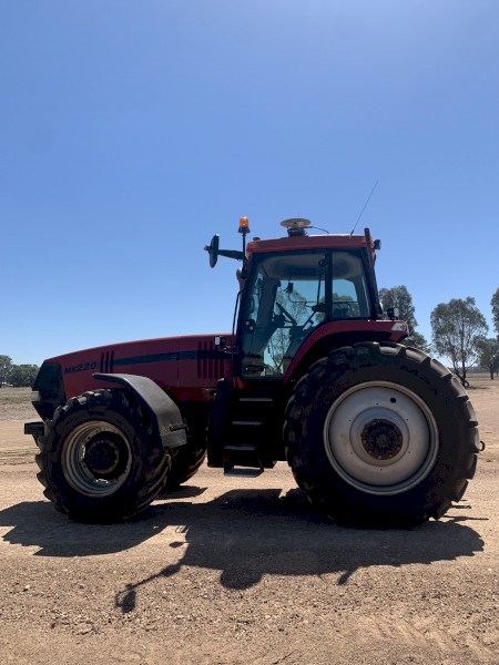 Case IH MX220 Tractor