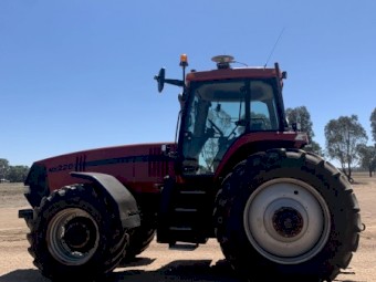 Case IH MX220 Tractor