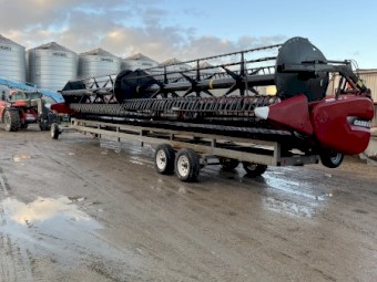 Case 3152 40ft draper front and trailer