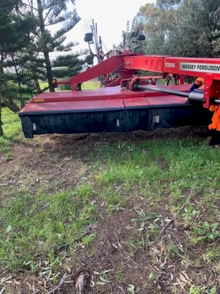 Massey Ferguson 1386. SS Mower Conditioner