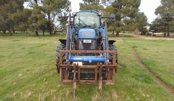 2015 New Holland T4-85 FWA Tractor with AP35 Front End Loader