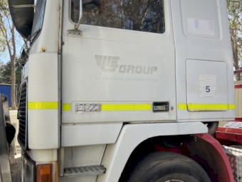 Volvo F12 Prime Mover