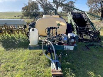 2000L Universal Tow Behind Boomspray Fire Tank