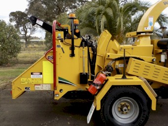 Late model 3/2015 Vermeer BC1200XL Commercial Diesel Wood Chipper