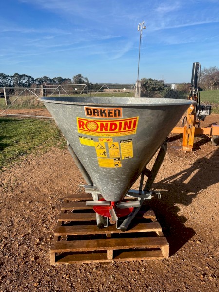 Daken Rondini SP 500 Fertilizer Spreader