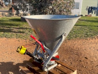 Daken Rondini SP 500 Fertilizer Spreader