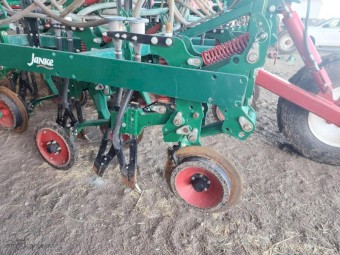 2023 Janke FX45 Double Boot Tyne Row Units x48