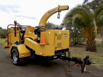 Late Model 4/2015 Vermeer BC1200XL Commercial Diesel Wood Chipper