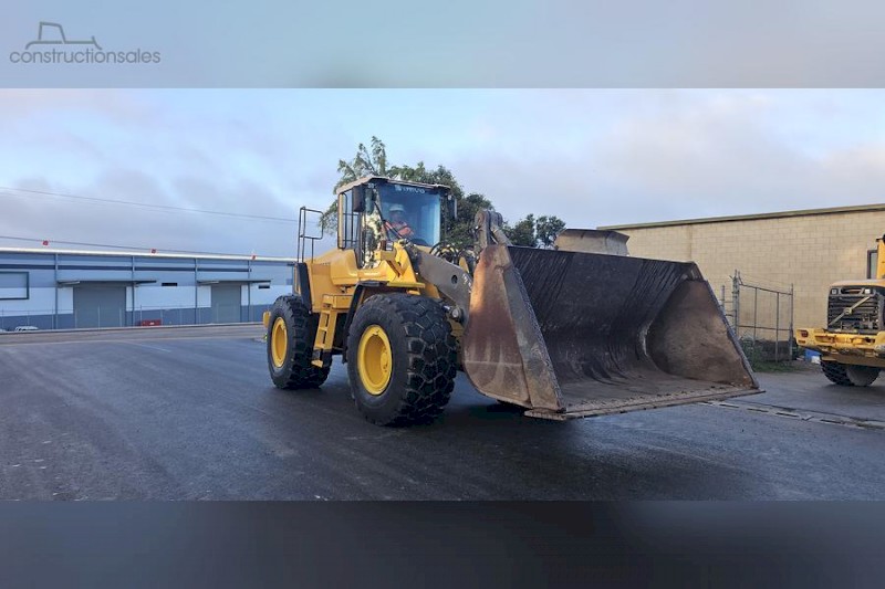 2010 Volvo L150F Loader