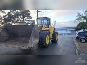2010 Volvo L150F Loader
