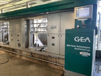GEA Westfalia MIone Robotic Dairy 2014 model