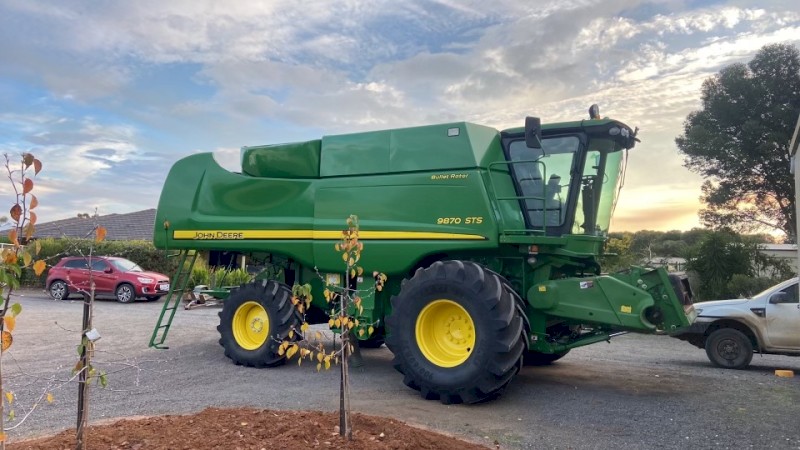 2011 John Deere 9870 