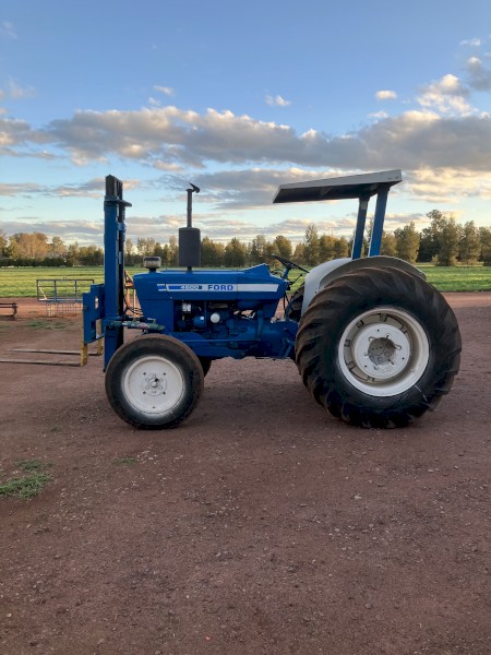 Ford 4600 Tractor