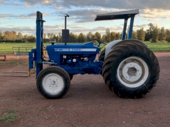 Ford 4600 Tractor