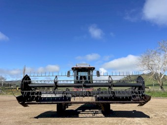 Macdon 972 21ft Windrower Front