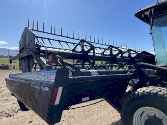 Macdon 972 21ft Windrower Front