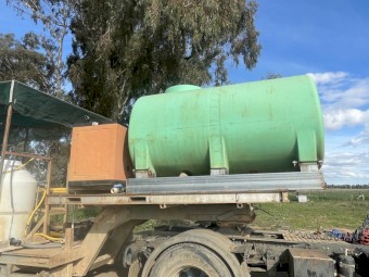 Volvo FL10 Mixing and Batching Truck