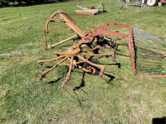 Lely twin Tedder rake 