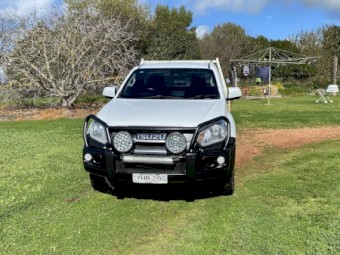 2017 Isuzu D-Max 4WD Single Cab Ute