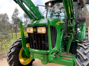 John Deere 5095M Tractor