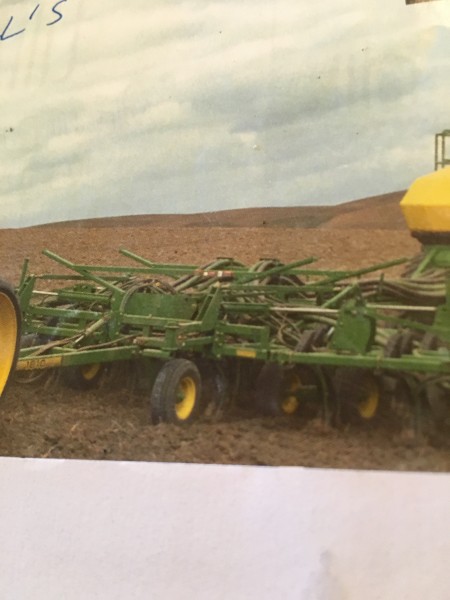 WANTED 48-52ft John Deere Seeder Bar