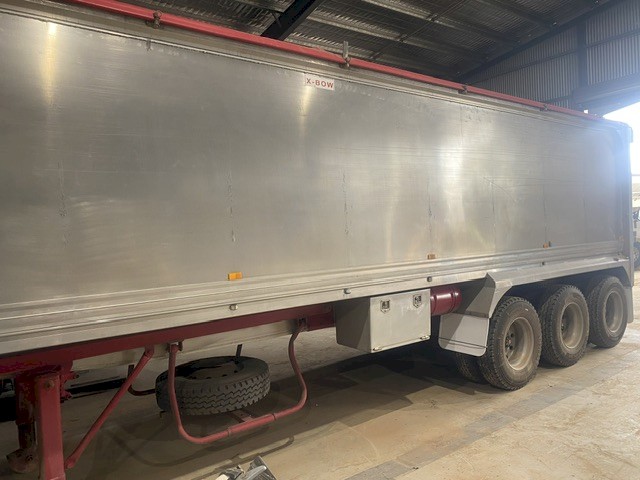 2018 Tri Axle Tipper