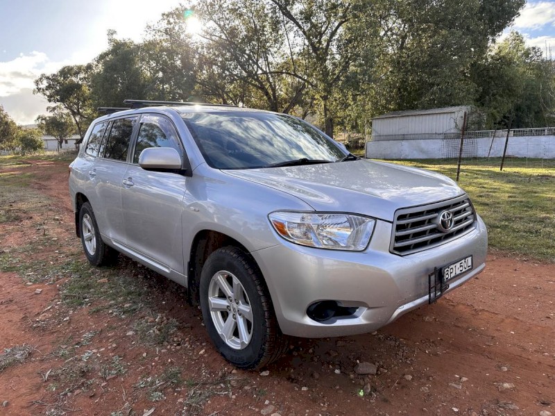 Toyota Kluger AWD 2010