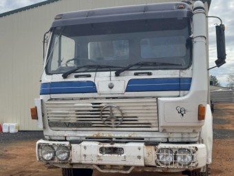 1984 2222 V series Mercedes Benz tipper truck