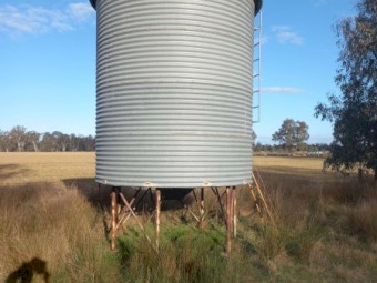 Grain silos 15 tonne capacity