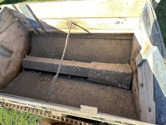 Trailing old spreader