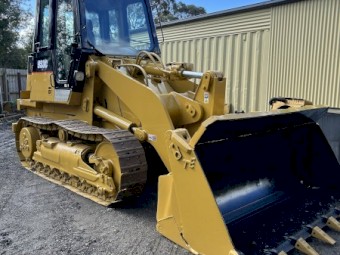 Caterpillar 953C Track Loader