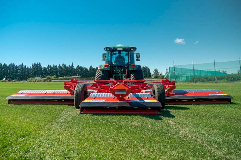 2017 Trimax Pegasus G3 610 PTO Tow Behind Folding Winged mower/slasher