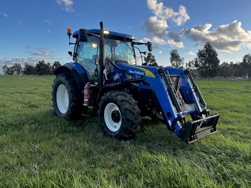 New Holland T6020 Elite 1180hrs Tractor / Loader