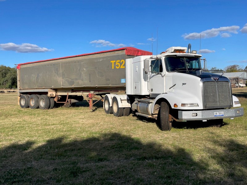 96 Western Star 4964 Prime Mover and 94 Triaxle Alloy 34 Ft Tipper Trailer