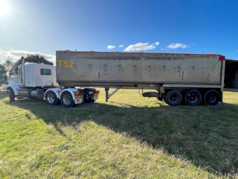 96 Western Star 4964 Prime Mover and 94 Triaxle Alloy 34 Ft Tipper Trailer