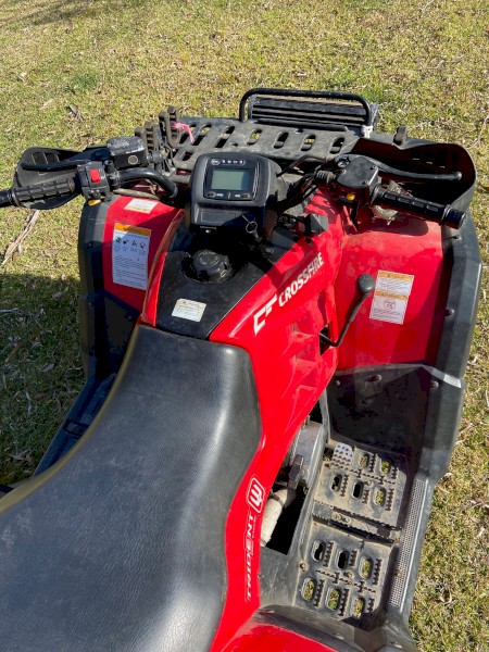 Crossfire Trident 550c V-twin EFI