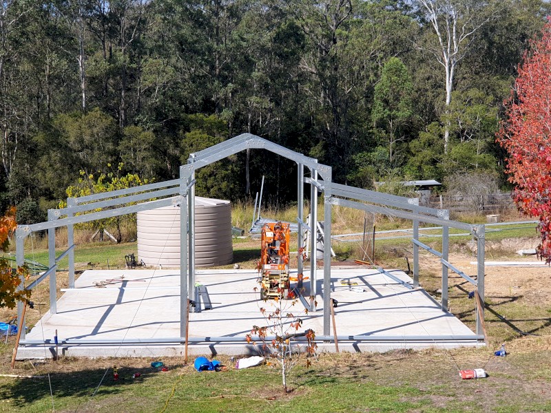 American Steel Barn Shed 10.5m x 10.5m with 10.5m x 3.5m Lean-to