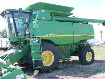2003 John Deere 9750 STS Header with 936D Draper front