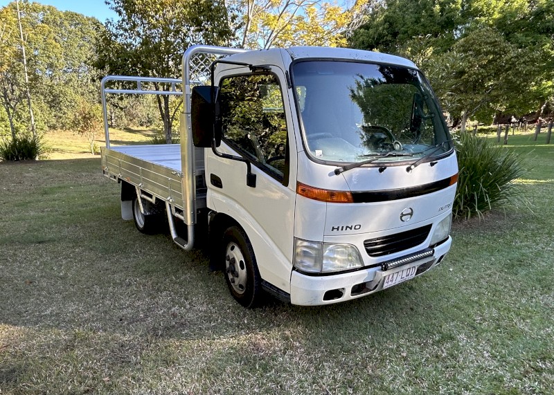 2002 Hino Dutro 300 Tray Truck