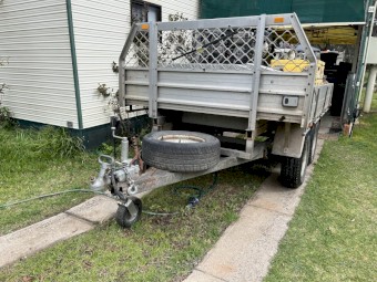 Dual Tandem Flat-Top Trailer