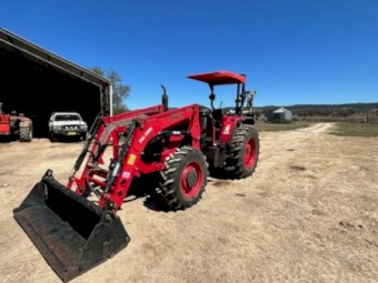2012 Apollo 1104 Fencing Tractor with Munro Post Driver