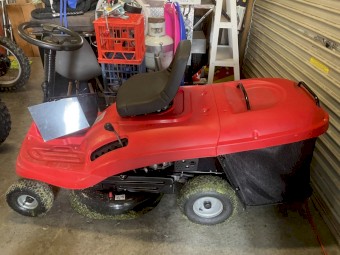Parkland 432 cc 14 hp ride on mower brand new