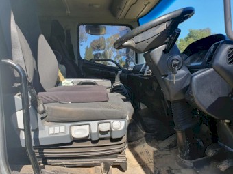 2015 Hino GH 1728 Livestock Truck