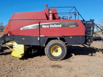2006 New Holland BB960 Crop Cutter 8x4x3 square baler