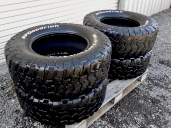 4 x BF Goodrich Mud-Terrain T/A LT285/70R17 TriGard 3 Ply Sidewall 4x4 Tyres