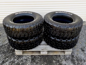 4 x BF Goodrich Mud-Terrain T/A LT285/70R17 TriGard 3 Ply Sidewall 4x4 Tyres