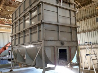 Ribbon Blender on Load Cells