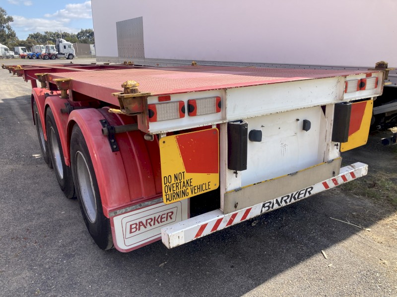 Barker Skel Trailer