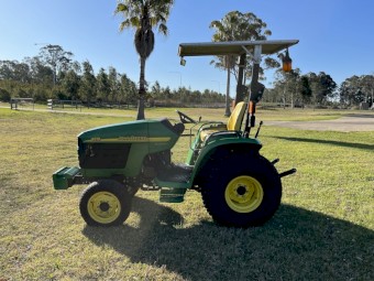 John Deere 4210 Tractor